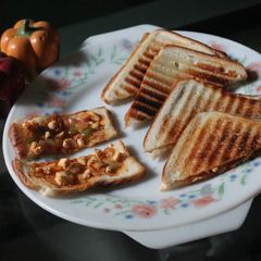 A picture of Paneer Sandwich.