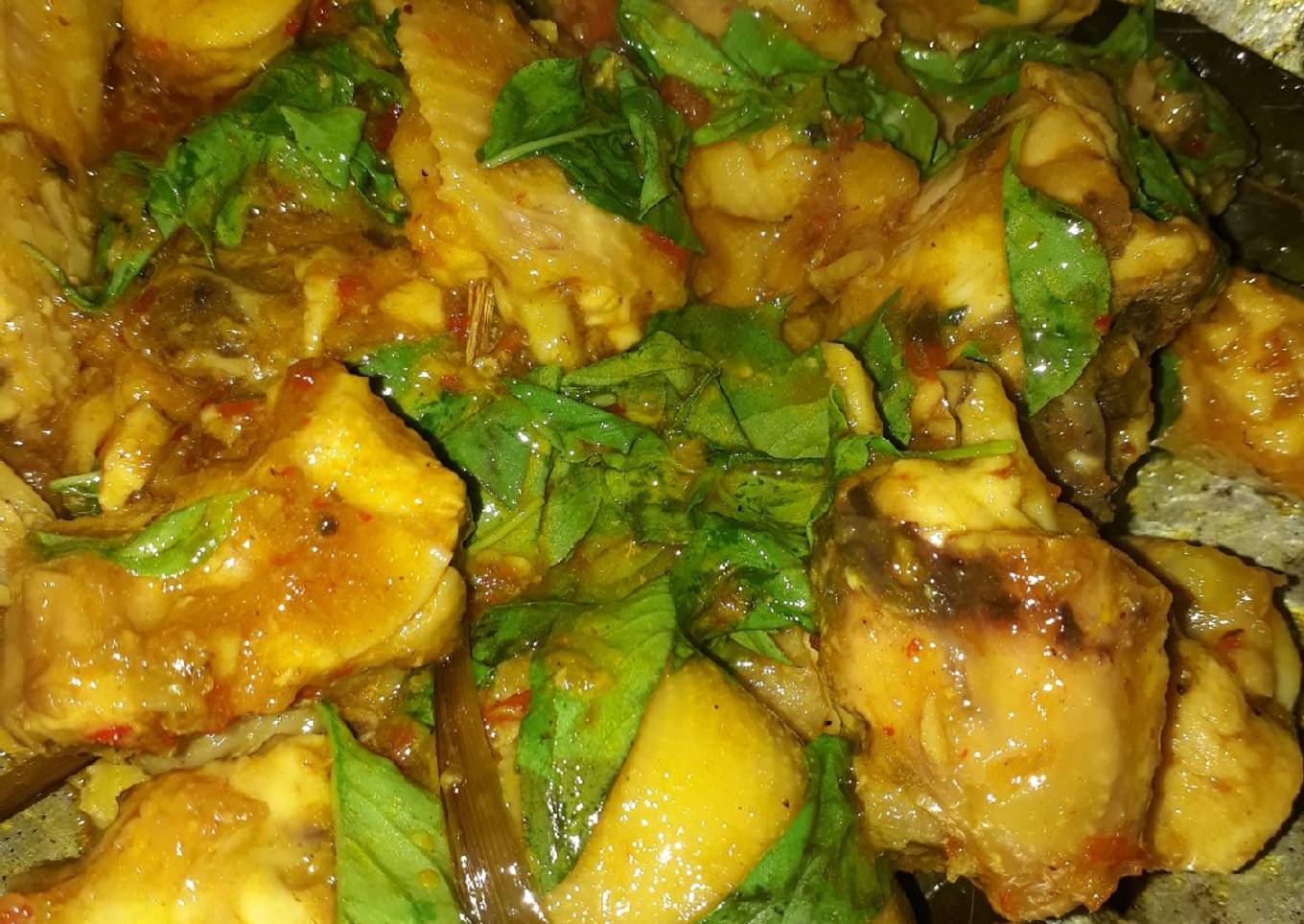 Rica Ayam Daun Kemangi