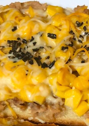A picture of Japanese Tuna Mayo Toast Pizza.
