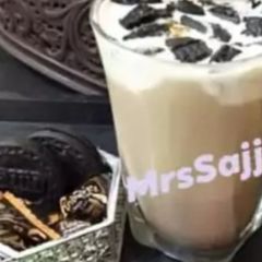 A picture of Cookie chocolate 🍫 shake.