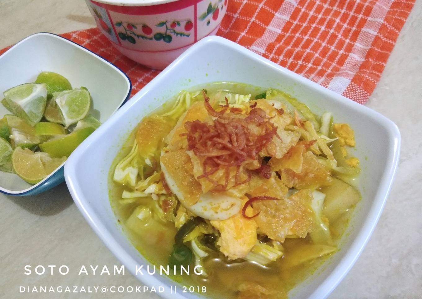 Soto Ayam Kuning ala diana az