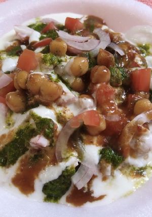 A picture of Samosa Chat.