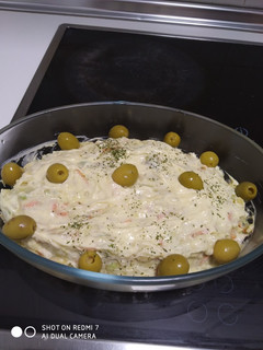 Una foto de Ensaladilla de patata y aguacate con un toque de mostaza 😋