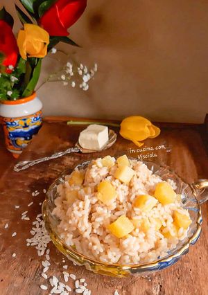 Foto di Riso ubriaco con ananas