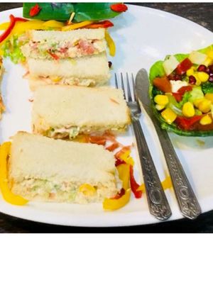 A picture of Vegetables Sandwich & Chunky Vegetables Salad.