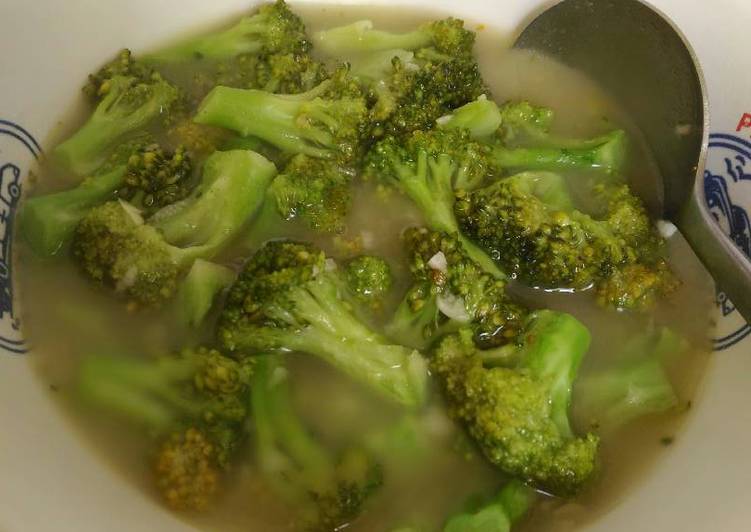 Bahan mengolah Tumis Brokoli yang nikmat