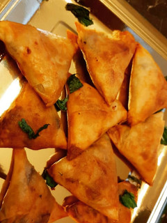 A picture of Bikaneri Mini Samosa (Baked and Fried).