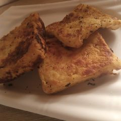 A picture of French toast.