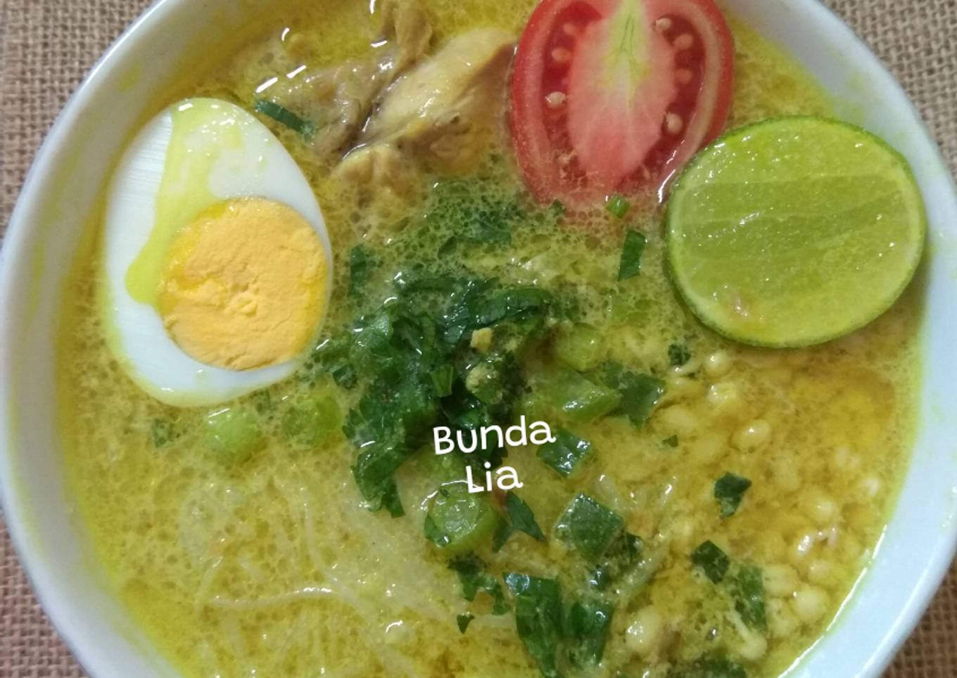 Soto Ayam Betawi Kuah Santan