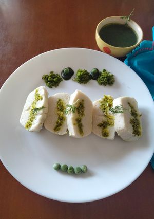 A picture of Stuffed idlli.