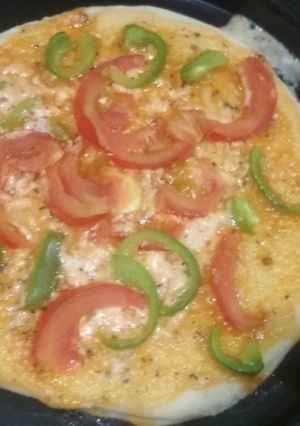 A picture of Vegetable-Malai Pizza.