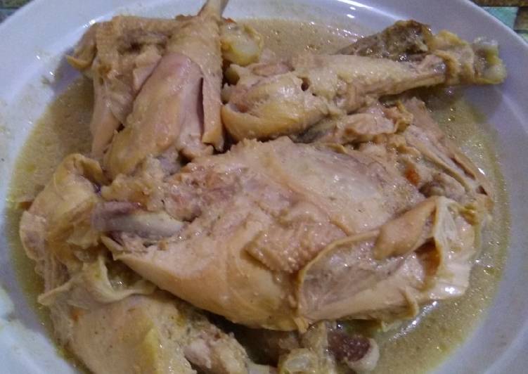 Bagaimana Membuat Opor ayam resep versi ibuku 😄 Anti Gagal