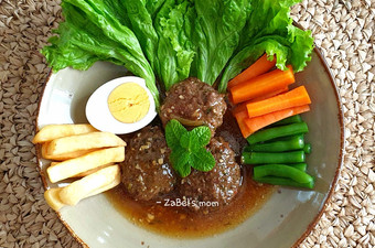 Langkah Mudah untuk Menyiapkan Bistik Indo Perkedel Daging Simpel