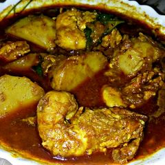 A picture of Bengali Style Prawn Curry.