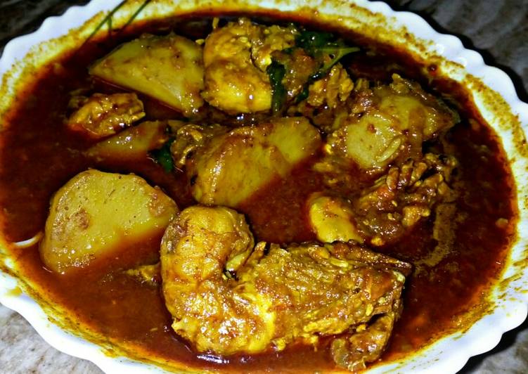 Tasty And Delicious of Bengali Style Prawn Curry