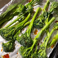Roast Broccolini Spears 🥦 A picture of Roast Broccolini Spears 🥦.