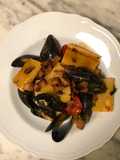 Paccheri con le cozze alla sorrentina