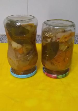 Una foto de Berenjenas en escabeche
