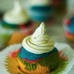 A picture of Rainbow Cupcake.