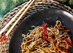 Foto principal de Yakisoba 🍜 fideos fritos al estilo japonés 🇯🇵