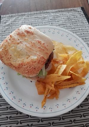 Una foto de Hamburguesa de carne de res a mi estilo