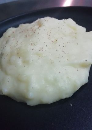 Una foto de Puré de papas (blancas)