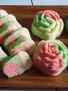 Foto resep Bolu Pelangi & Mawar 