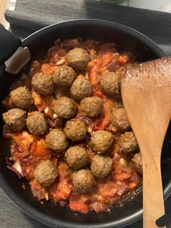 Ikea肉丸加番茄醬汁 的食譜成品照片