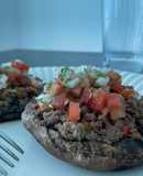 Portobellos rellenos de carne molida