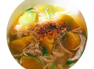 Hình của món #2 Canh bí đỏ gà xé.