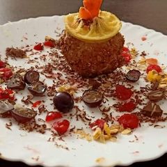 A picture of Fried Chinese ice cream.
