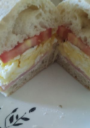 Una foto de Sándwich brunch, muy fácil!