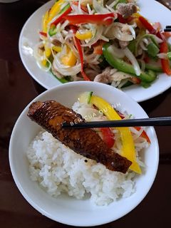 Hình của món Cá bống biển kho mặn.