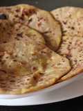 Simple Aloo Paratha/Masala Potaotes Stuffed Parathas