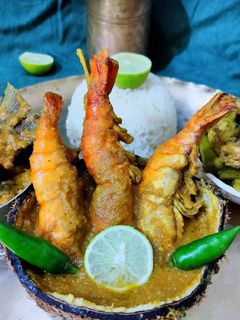 চিংড়ি মাছের মালাইকারি (chingri macher malai curry recipe in Bengali) রেসিপির প্রধান ছবি