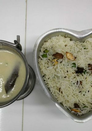 ગુજરાતી કાઢી અને પુલાવ રેસીપી મુખ્ય ફોટો