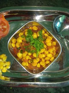 मसाला कॉर्न करी (masala corn curry recipe in marathi) रेसिपी चे मुख्य फोटो 