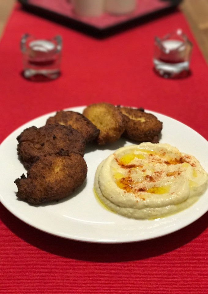Una foto de Hummus