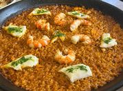 Una foto de arroz con dorada