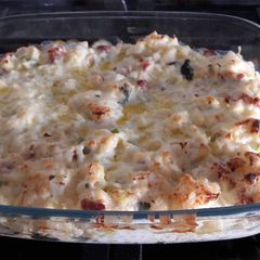 A picture of Cheesy,bacon and cauliflower cassarole.