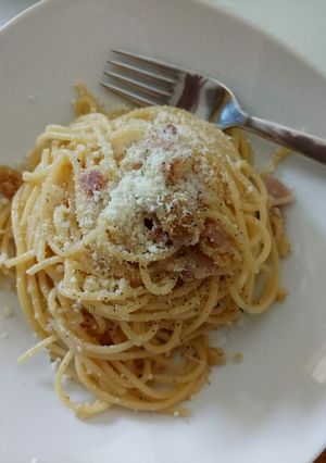 A picture of Spaghetti pane e pancetta - bread and pancetta spaghetti.