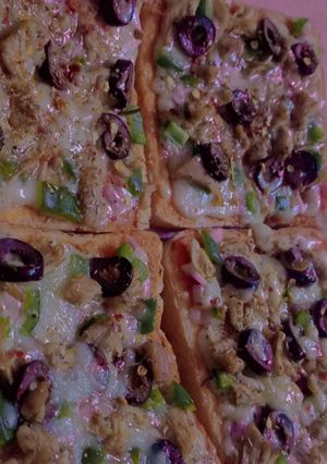 A picture of Bread pizza (Without Oven) Very Simple and Delicious In Taste😋.