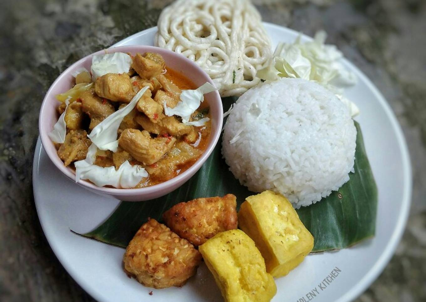 Nasi Tongseng Ayam Pedas