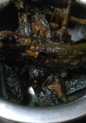 भरवा बैंगन की सब्जी (bharwa baingan ki sabzi recipe in Hindi) रेसिपी मुख्य फोटो