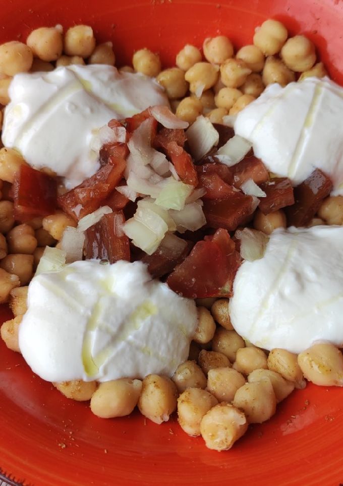 Una foto de Garbanzos estilo árabe