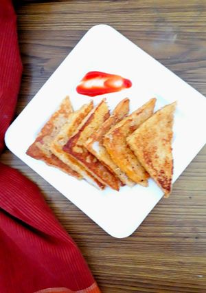A picture of Masala bread toast.