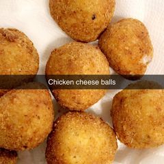 A picture of Chicken cheese balls.