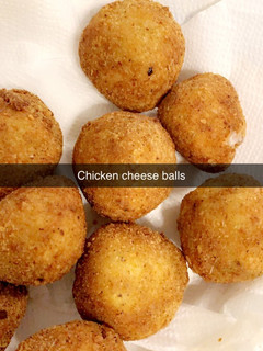 A picture of Chicken cheese balls.