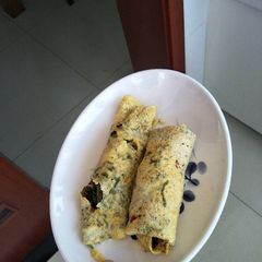 A picture of Egg wraps.