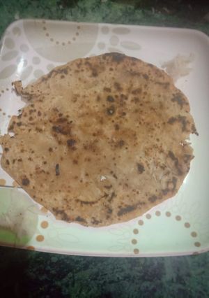 A picture of Radish Parantha.